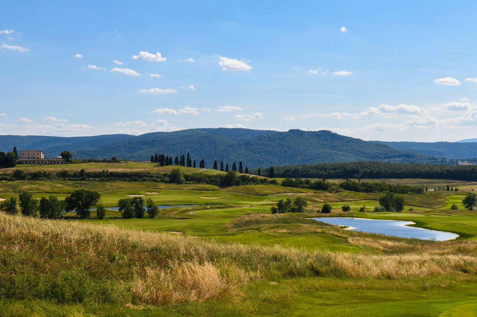 La Bagnaia Golf Resort Dış mekan fotoğraf